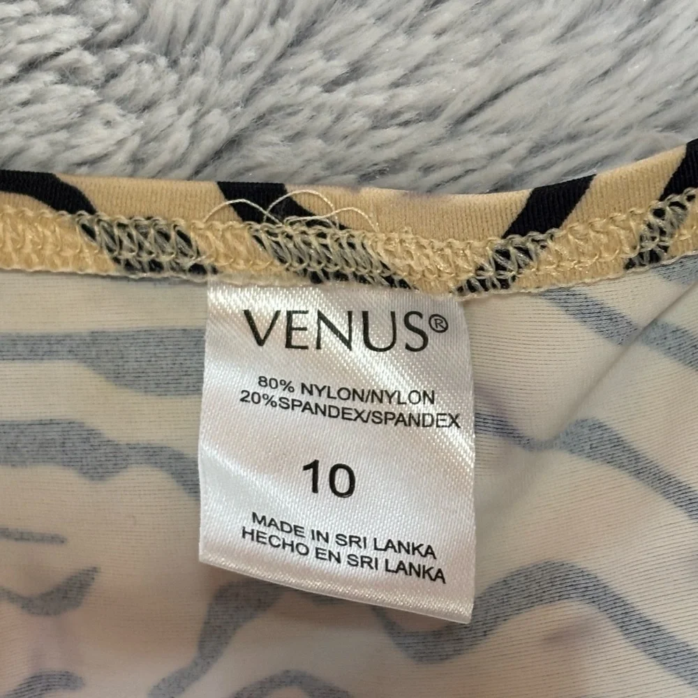 Venus Zebra Print Halter Bikini Set, top- size 8, bottom - size 10 - Picture 8 of 12